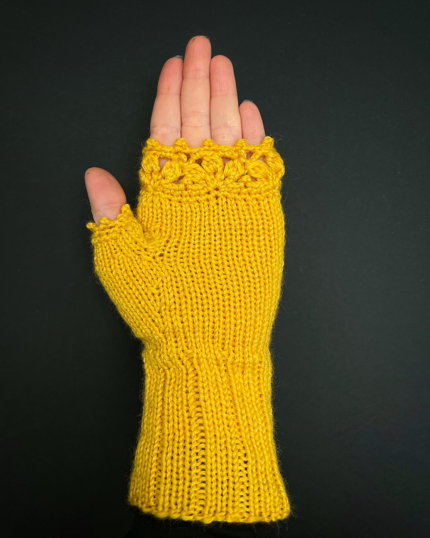 Yellow gloves with Frida Kahlo and embroidered flowers